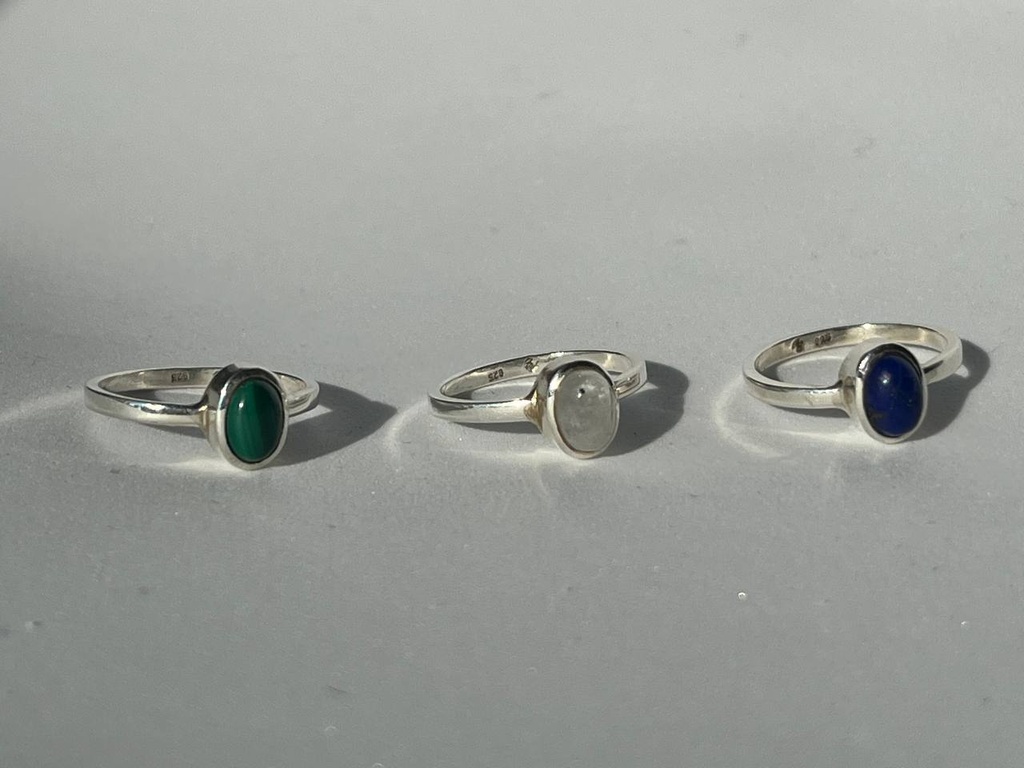 Anillo piedra oval