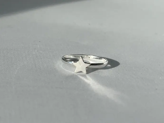 Anillo con estrella