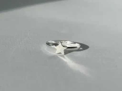 Anillo con estrella